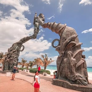 Playa del Carmen. ¡Vive la magia y encanto de la Quinta Avenida! 4 días con vuelos y desayuno. Por persona